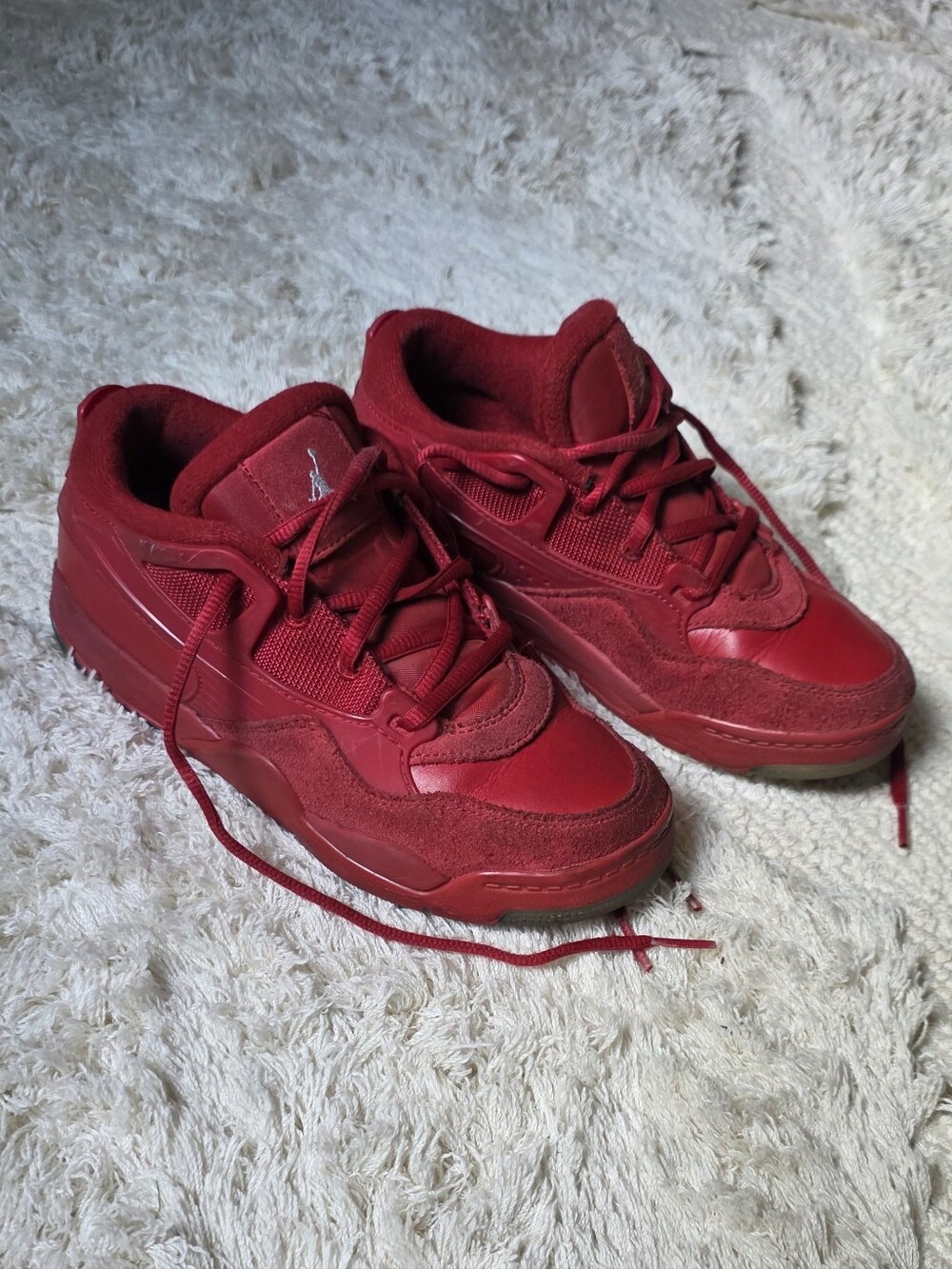 Nike Kids All-Red Low Top Sneakers